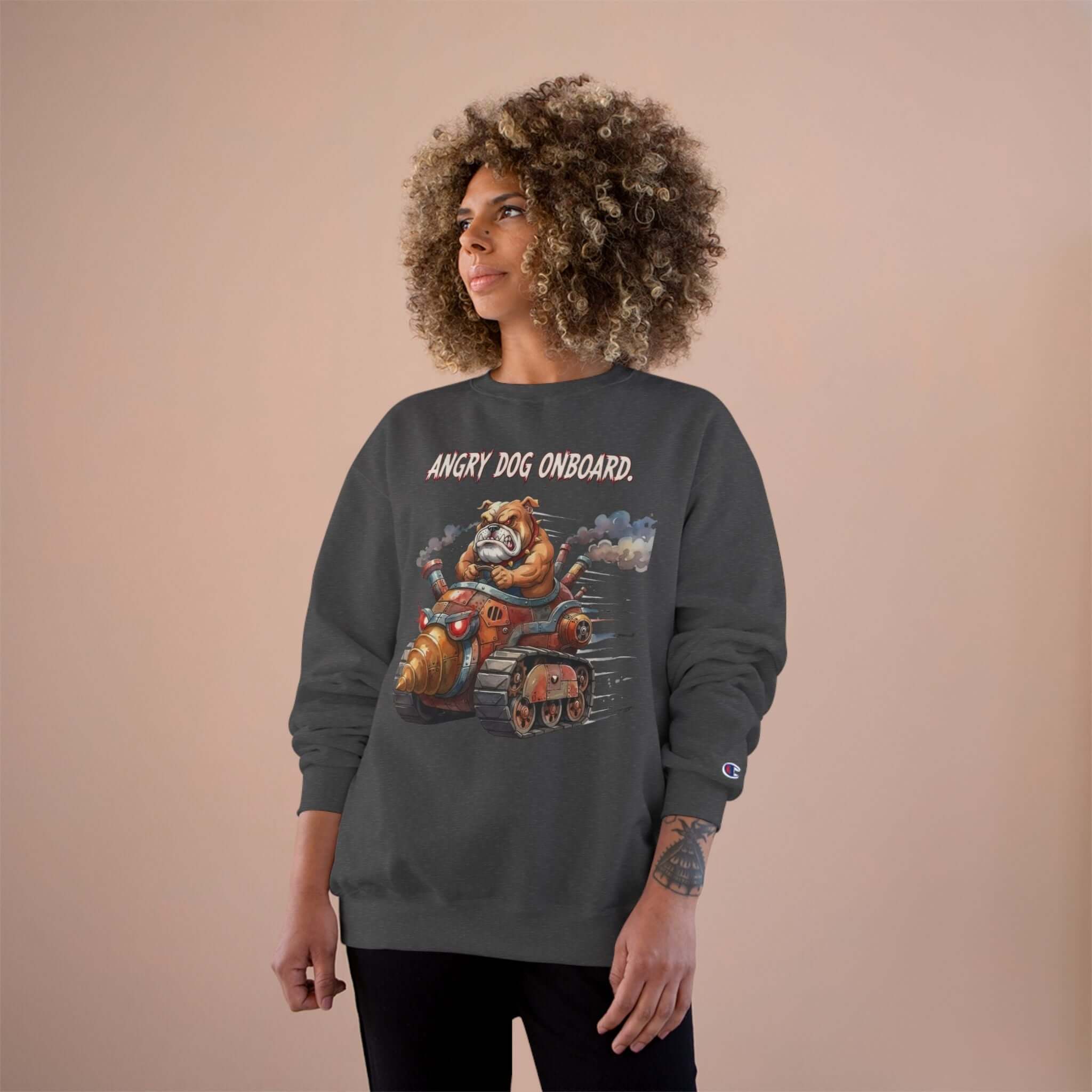 Vintage Angry Dog Graphic Crewneck Sweatshirt for Outlaw Gamers